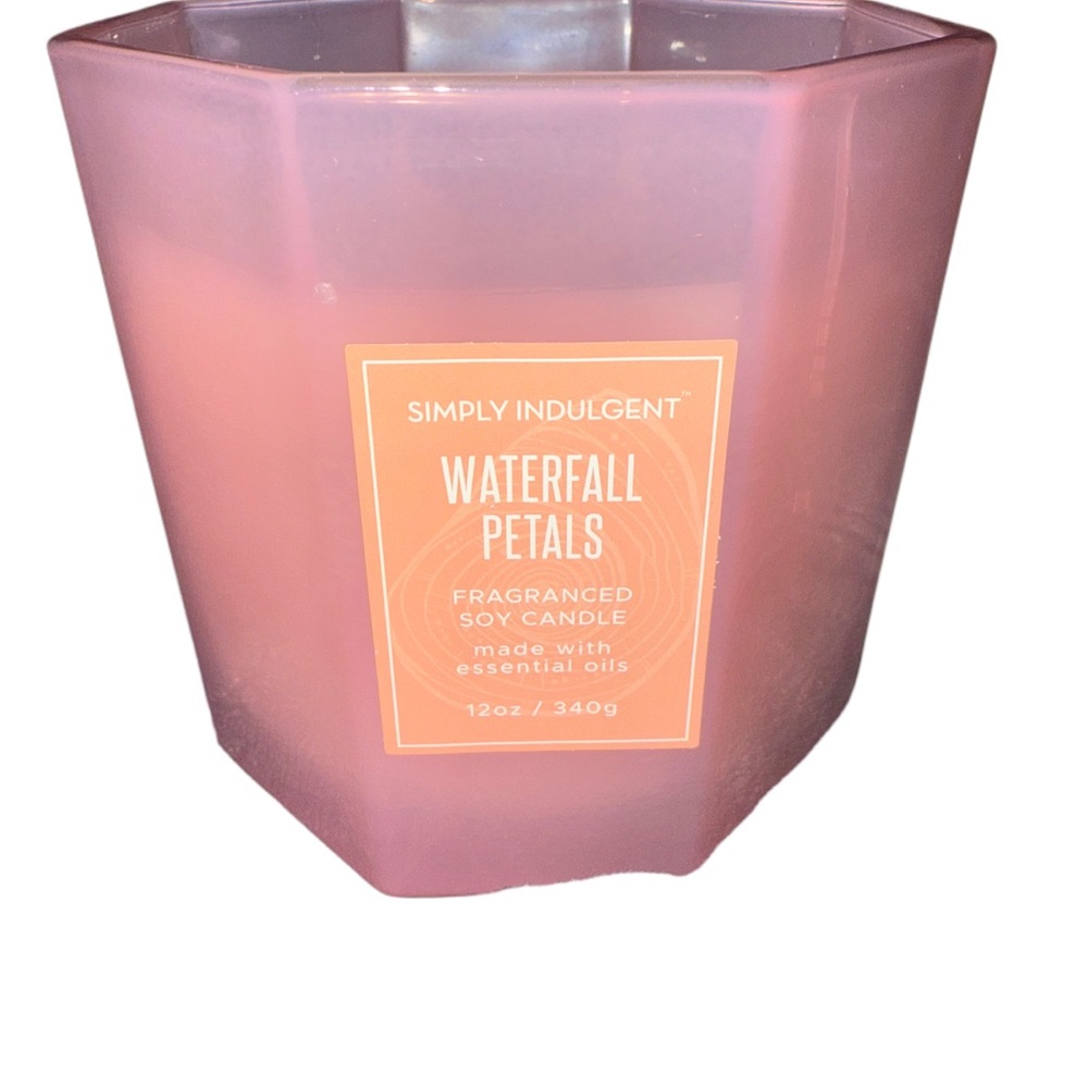 Simply Indulgent Waterfall Petals 12oz Pink Candle New - Picture 2 of 4